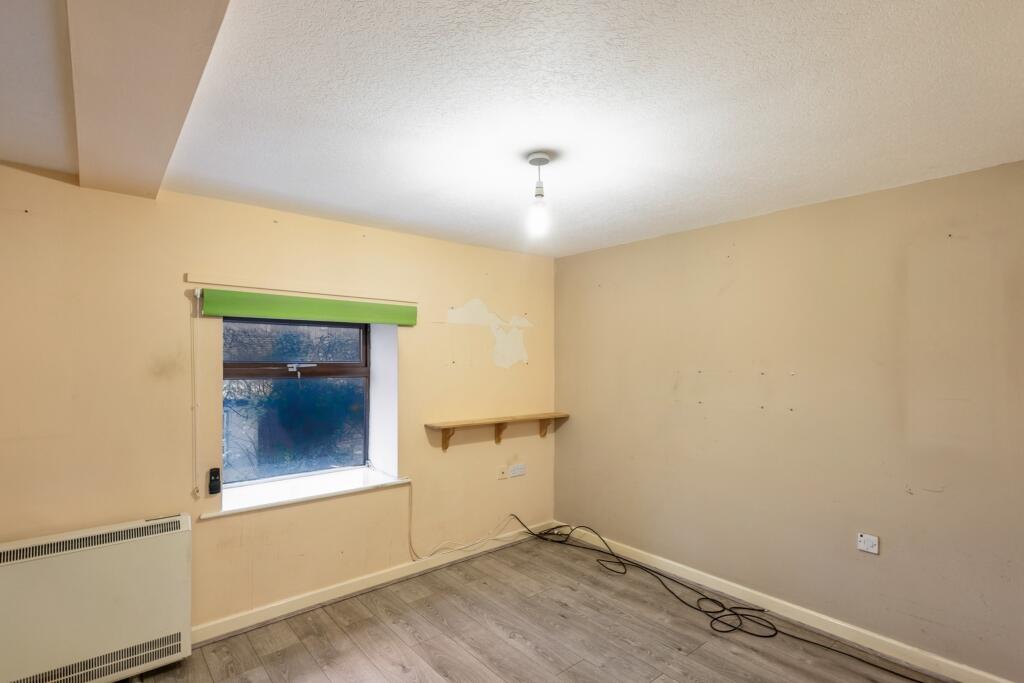 Flat 4, 2 Park Place, Knaresborough, North Yorkshire, HG5 0ER