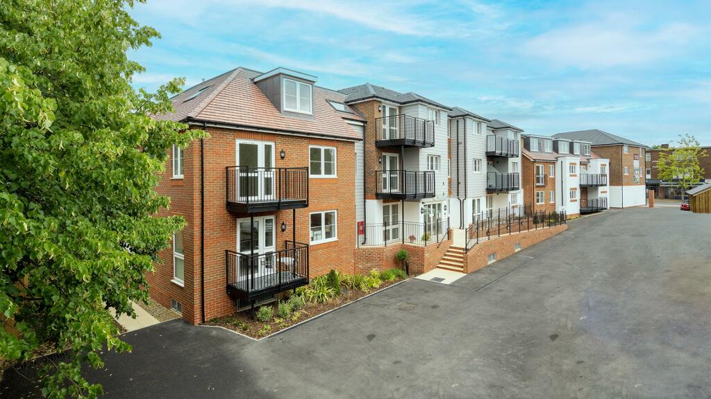 New side churchill photo.jpg