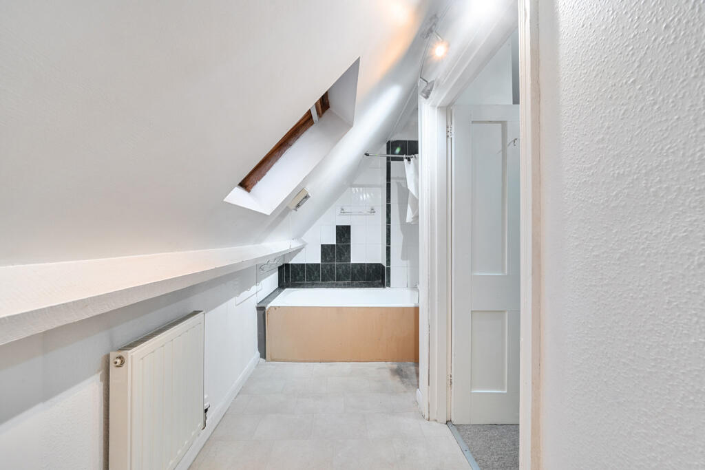 1388121-16-694a68...