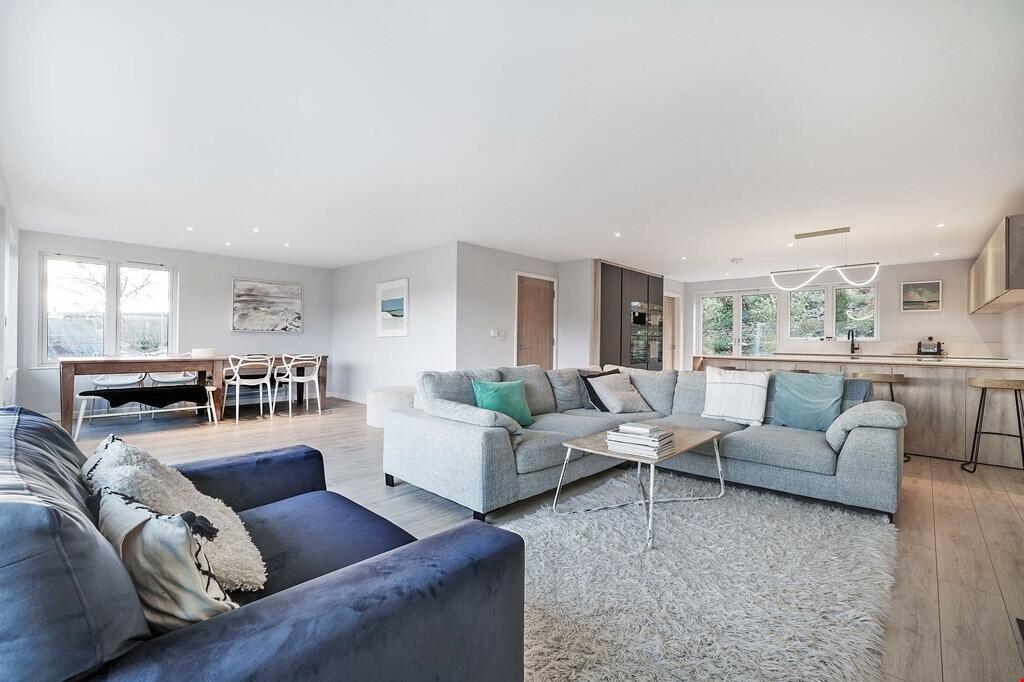 b2eb0ed2-b15e-40c7-8b7c-ba25c1da04ab