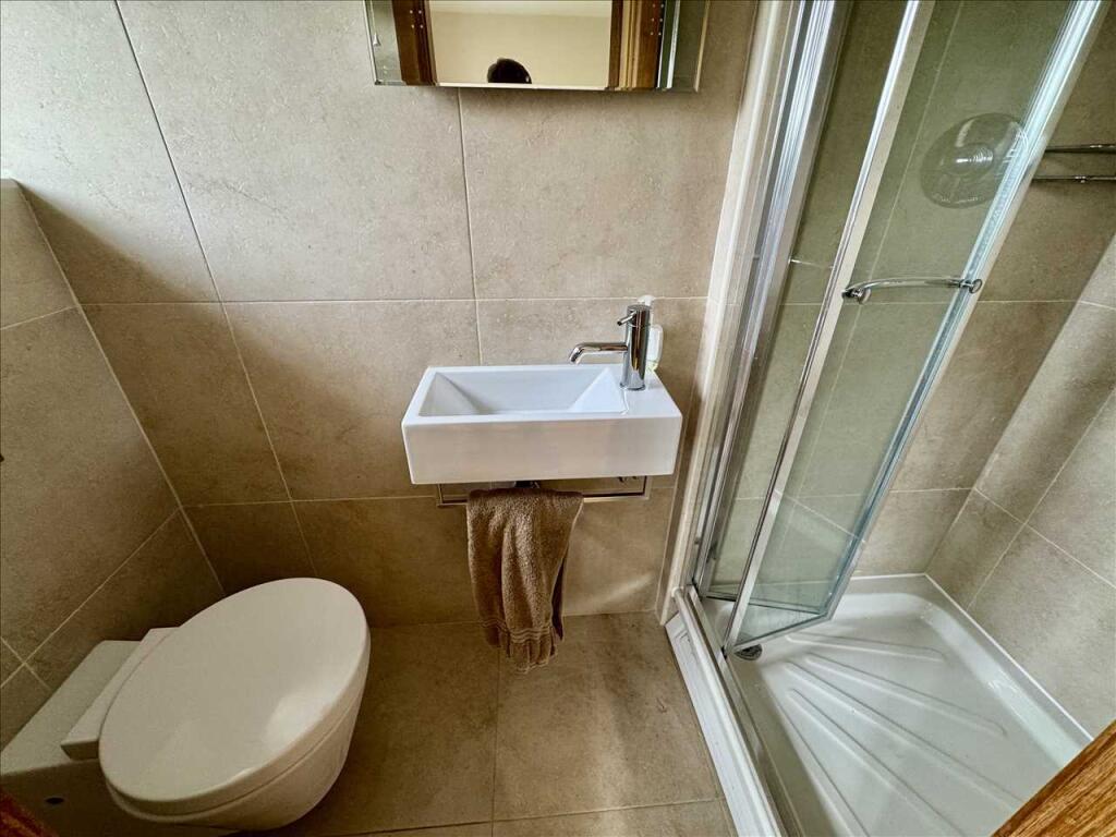 ENSUITE SHOWER ROOM