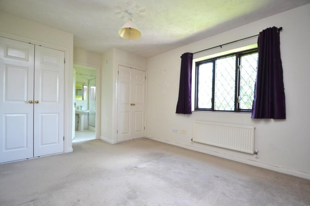 Bedroom 1.JPG