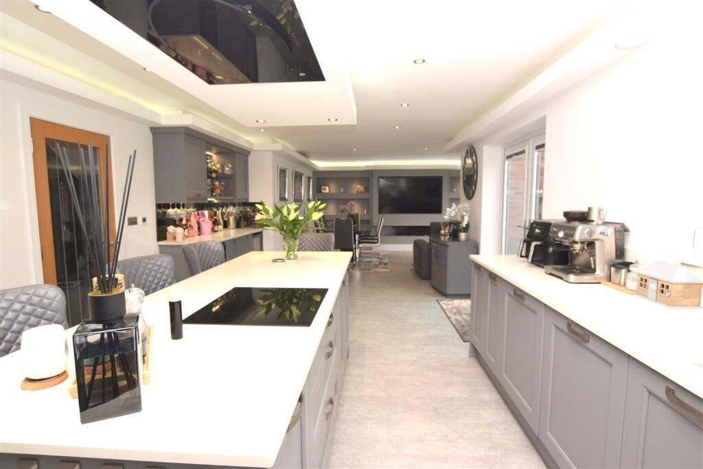 LIVING DINING KITCHEN