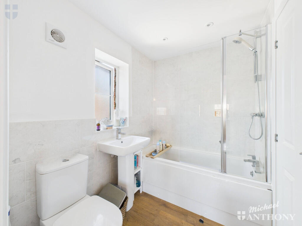 a4d0f3de4c644eaca3e204ea97f721f3_80_CAM03218G0-PR0