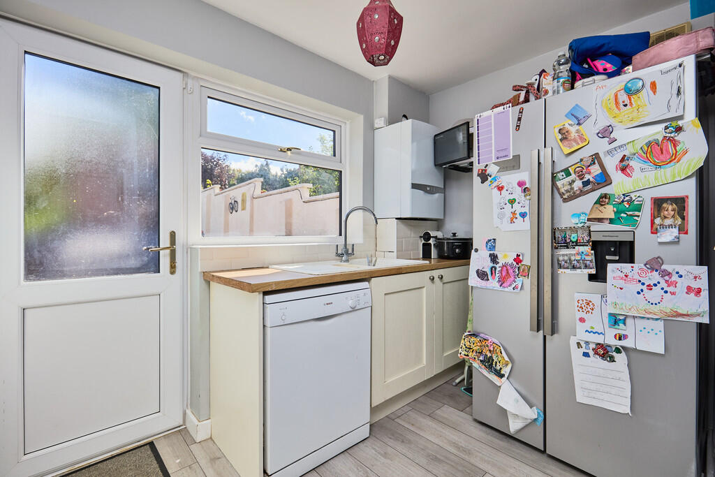 Edward Knight 202...