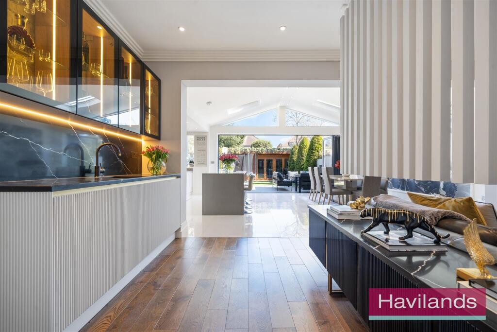 Queen Annes Grove-56.jpg