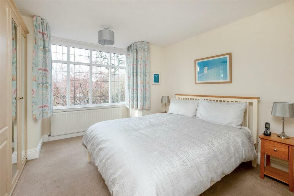 Bedroom 1.jpeg