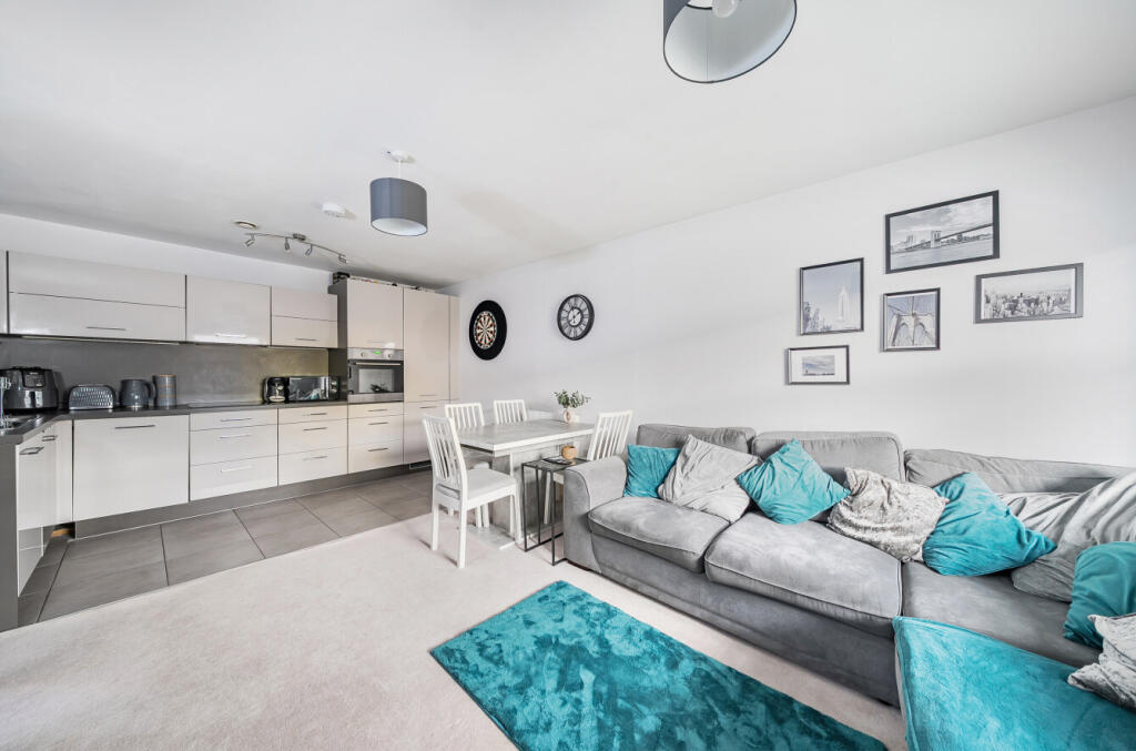 1376089-5-6912294...