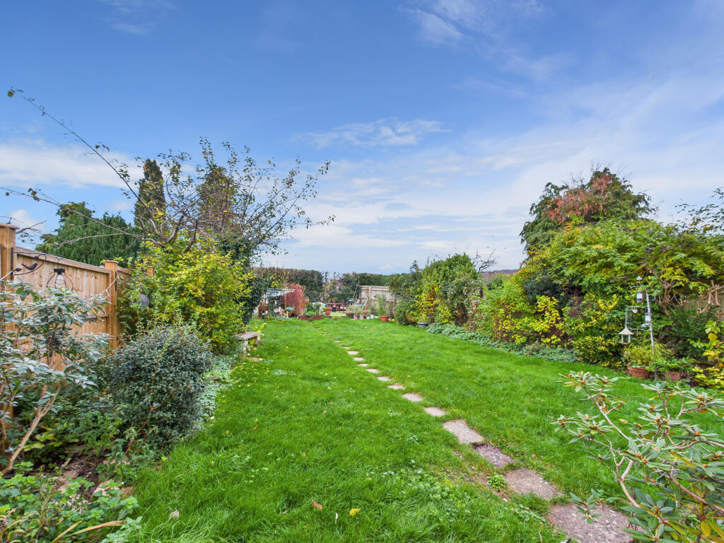 CAM01354G0-PR0617-STILL021