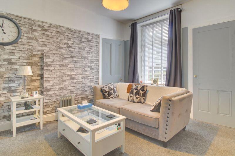 Lounge / 2nd Bedroom