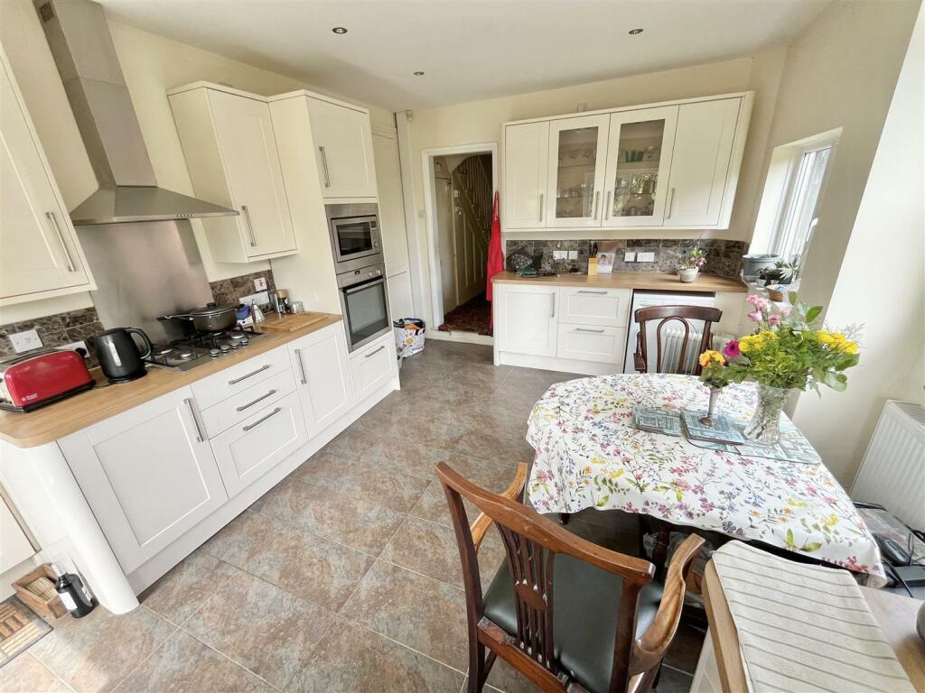 Kitchen Aspect 4