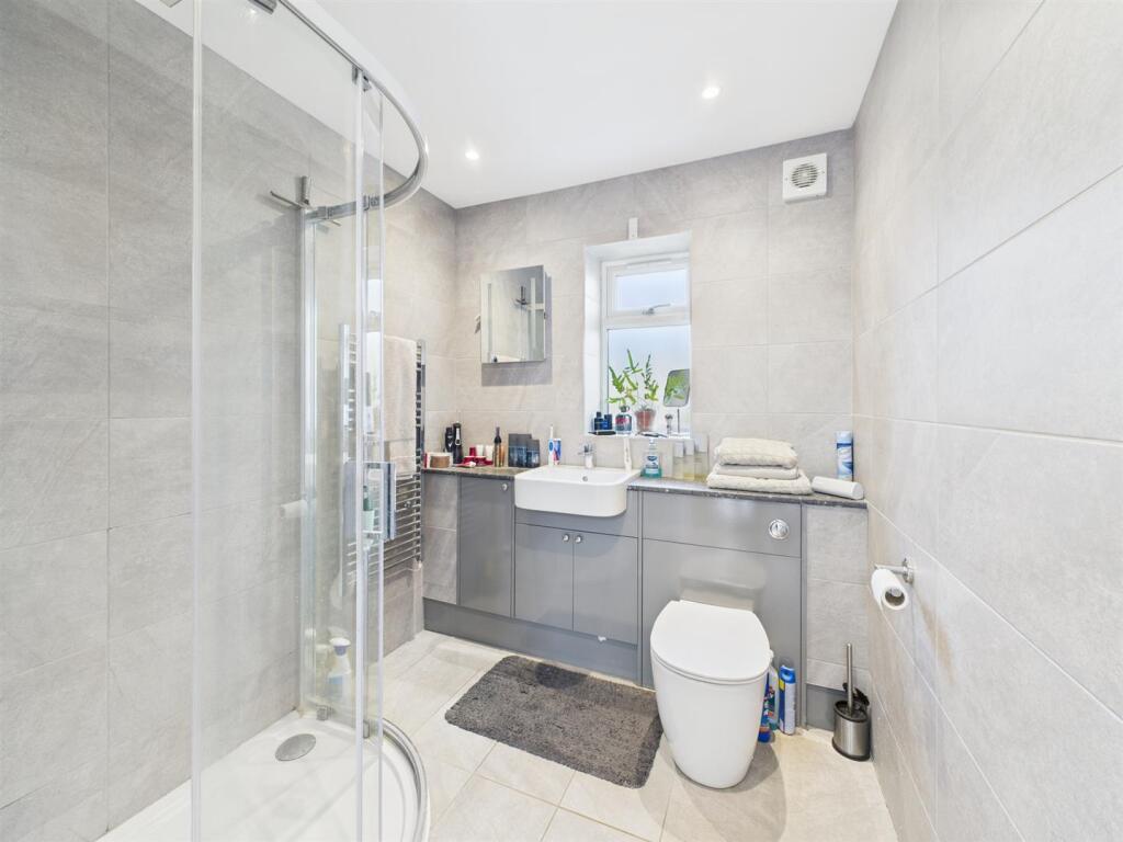 Shower Room/wc