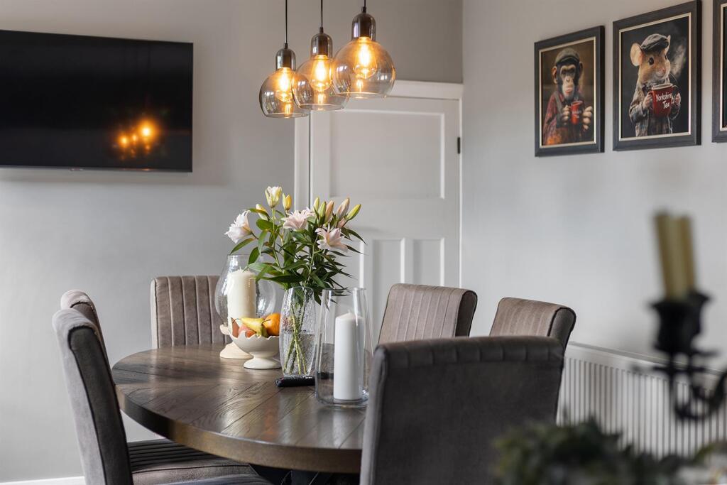 2 Linden Road, Elland 19_297.jpg
