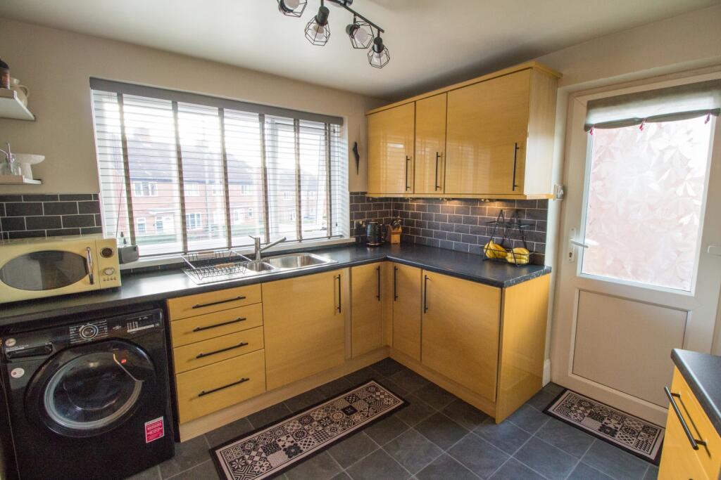 9 Coppin Hall Lane WF14 0EJ - Adam Hendry EweMove 