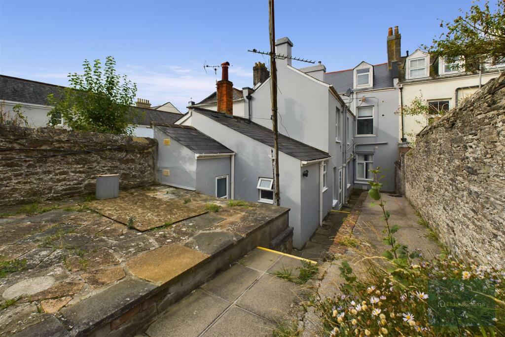 CAM02549G0-PR0220-ST