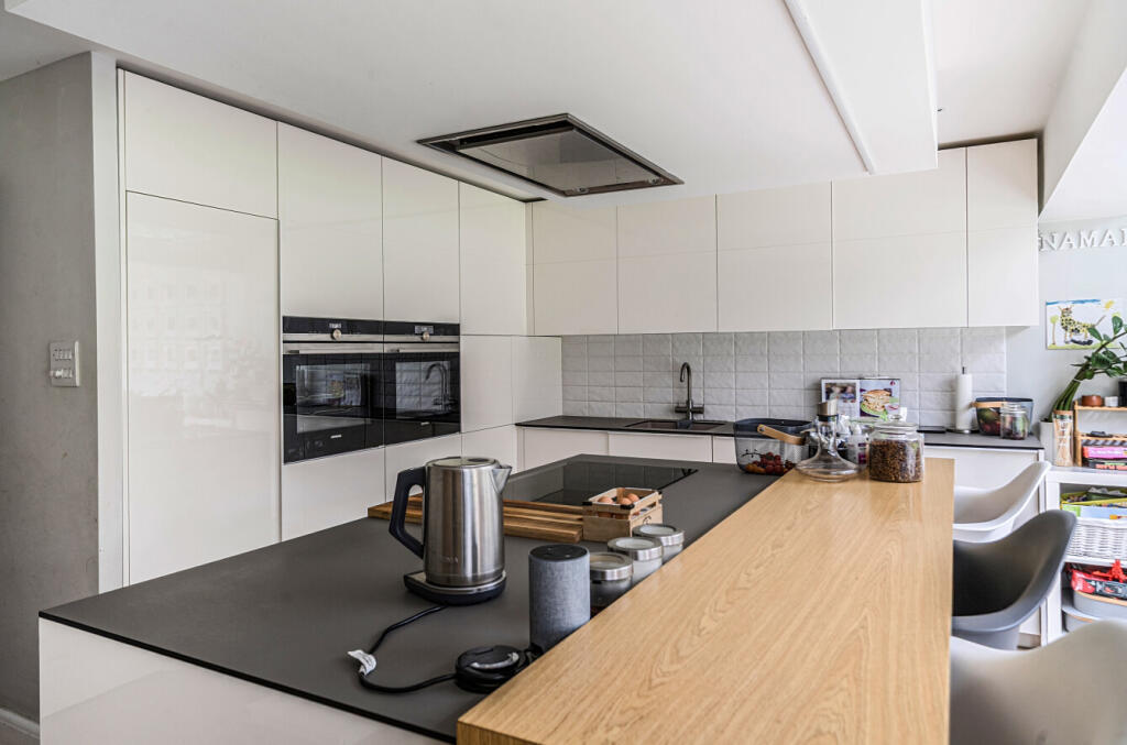 1362352-15-68ecf0...