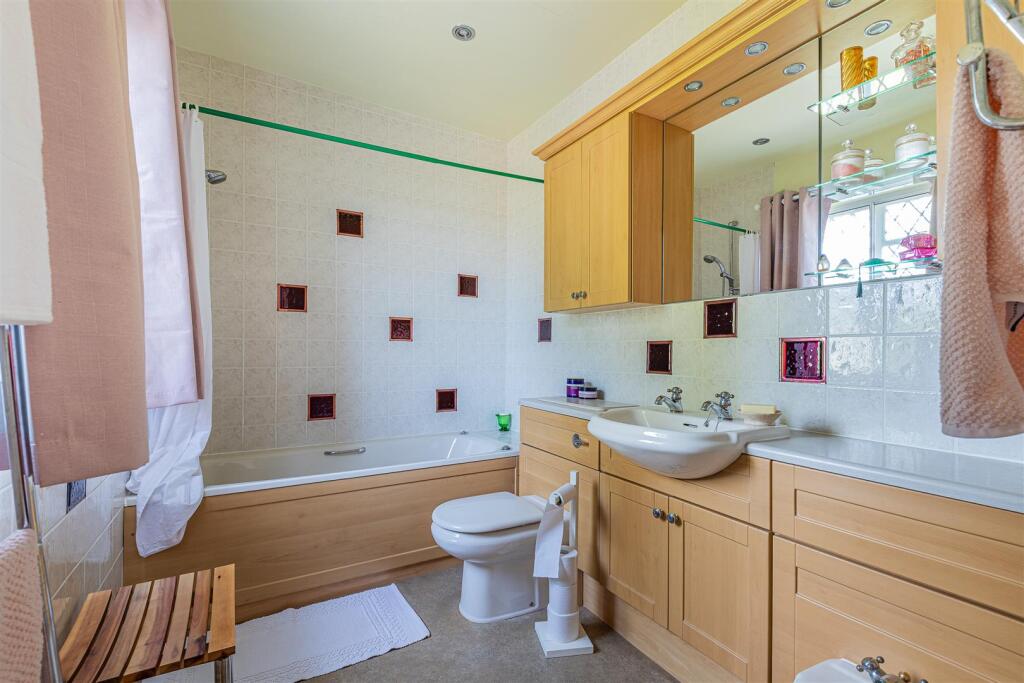 Hollybush Road 38-11.jpg