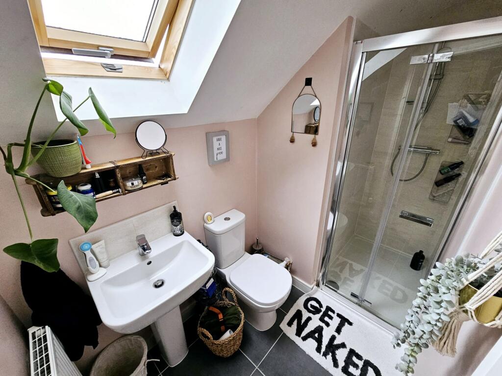 899865f4-330a-41cf-a26a-eb01f5701828