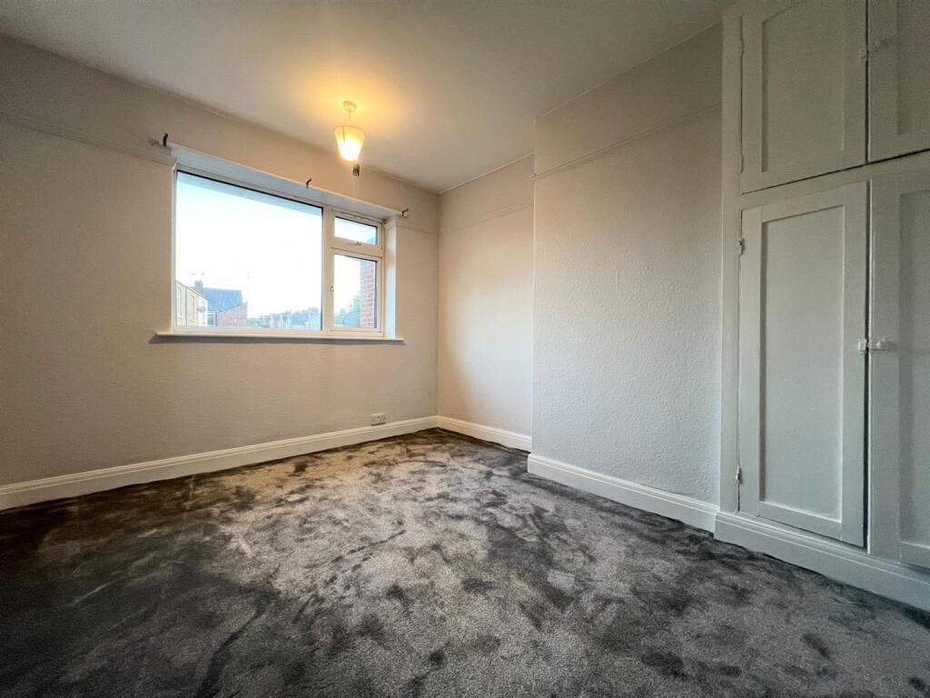 USE bedroom 1 (1).jpg