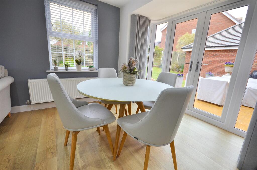 Open Plan Dining Kitchen