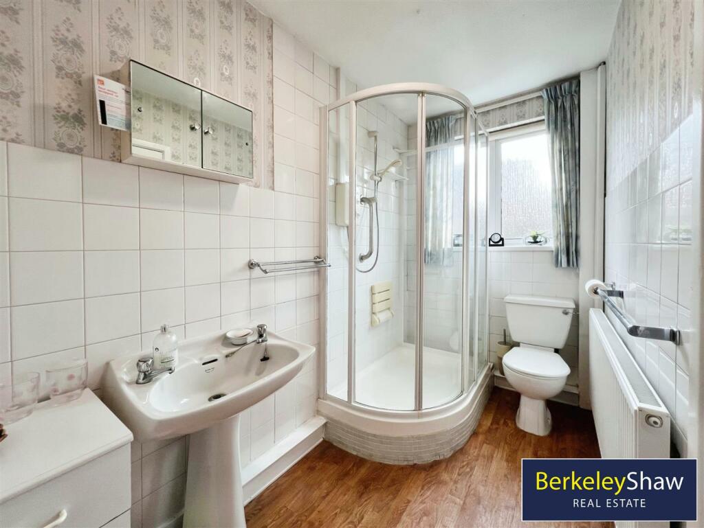 e46d87ae-image_picker_1E10C12B-0B1B-43D8-9EA2-F04A