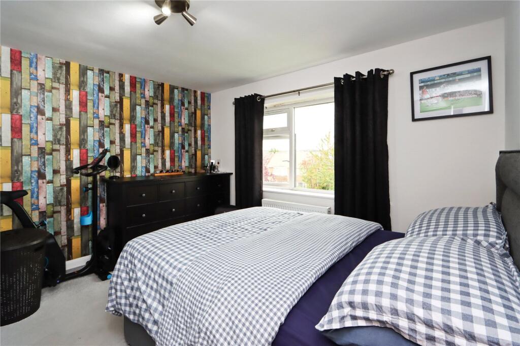 Bedroom Pic 1