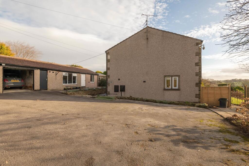 01 - 1 Westfield Mews BD13 3AP