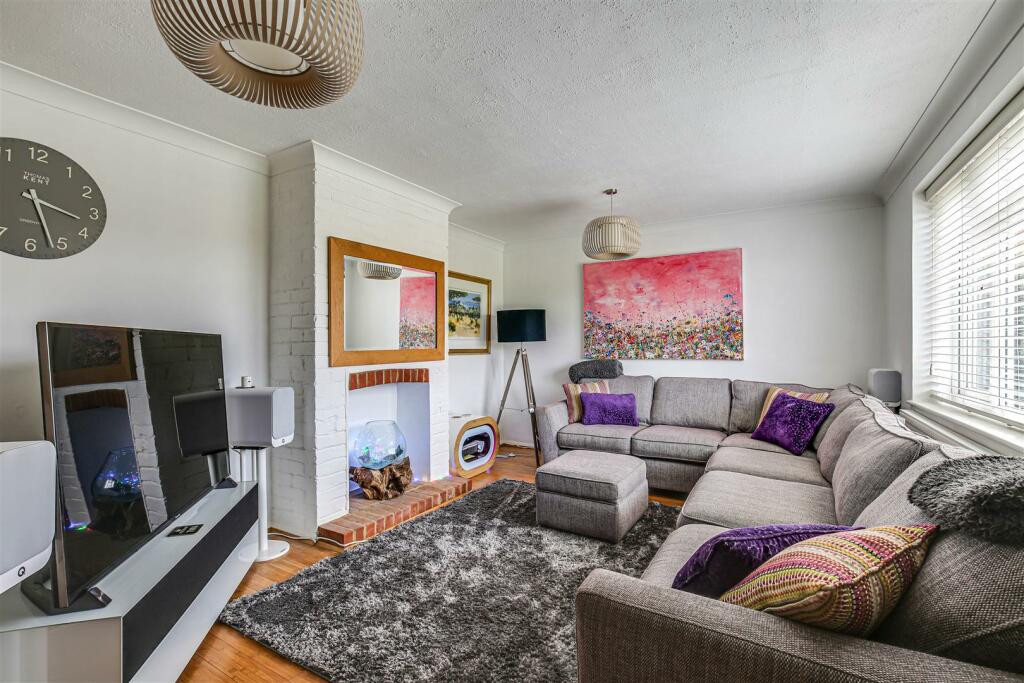 Sitting Room.jpg