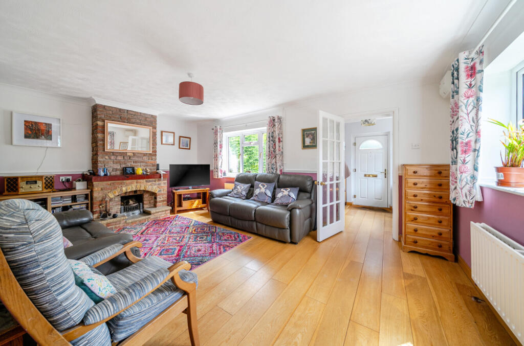 1301913-20-683db2...