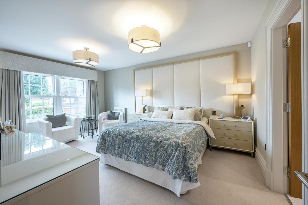 Main Bedroom