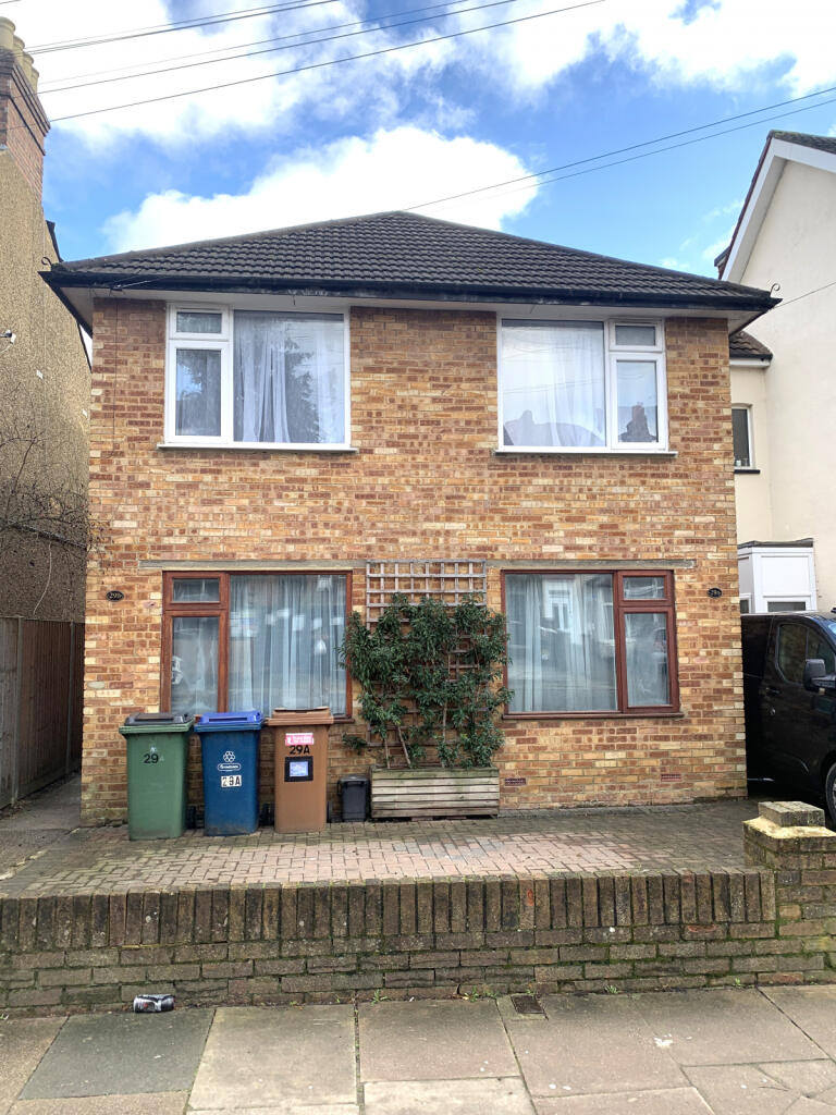Newly Renovated  Two Bedroom First Floor Flat in 