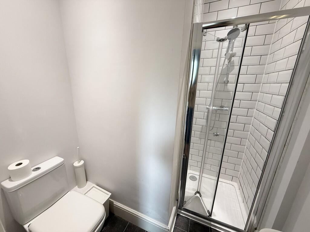 Room 4 Ensuite