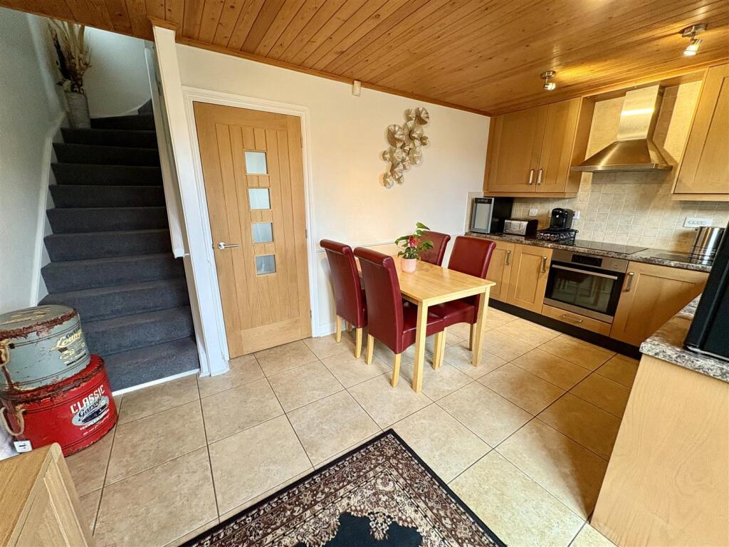 Bramleys Estate Agents - High Bank Close - Elland 