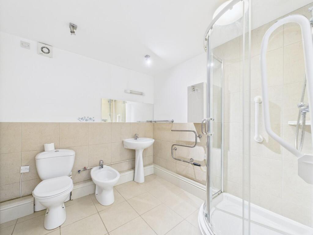 Ensuite Bathroom