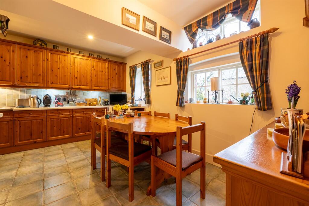 3 The Stables-44.jpg