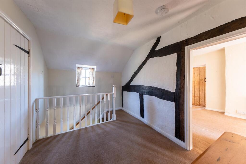 Laburnum Cottage-027.jpg