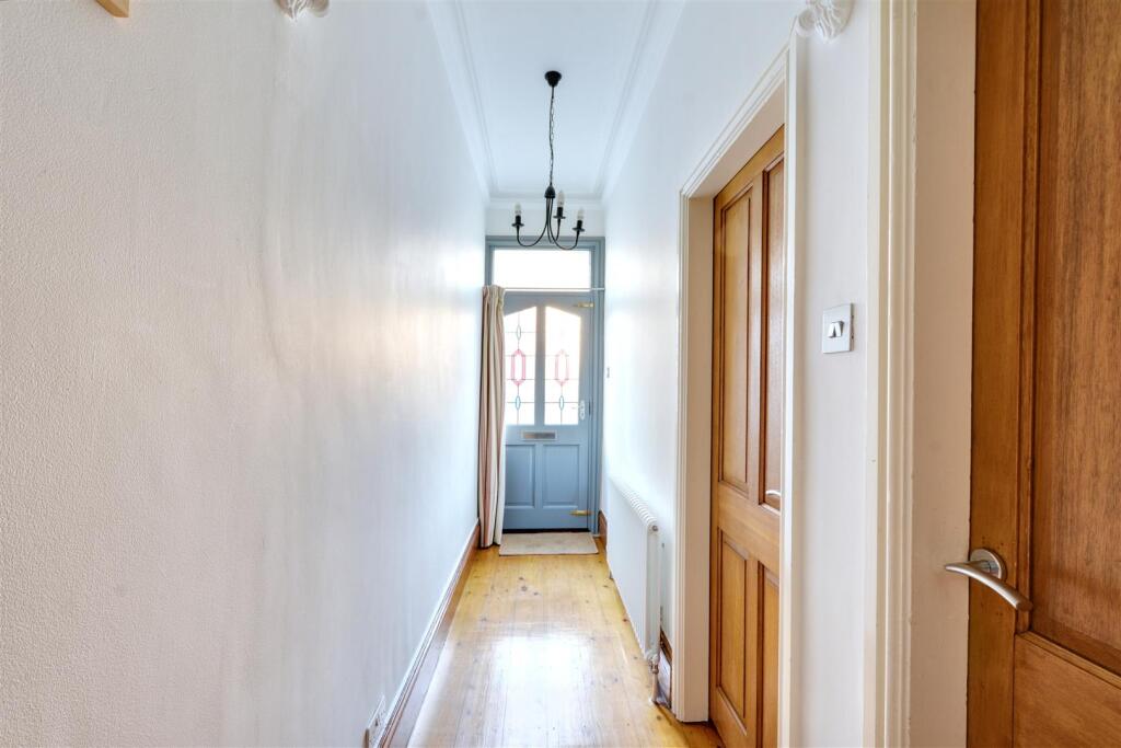 Entrance Hall_1.jpeg