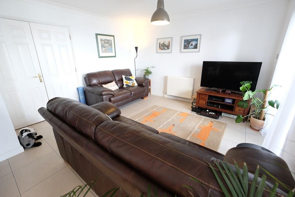 OPEN PLAN ROOM