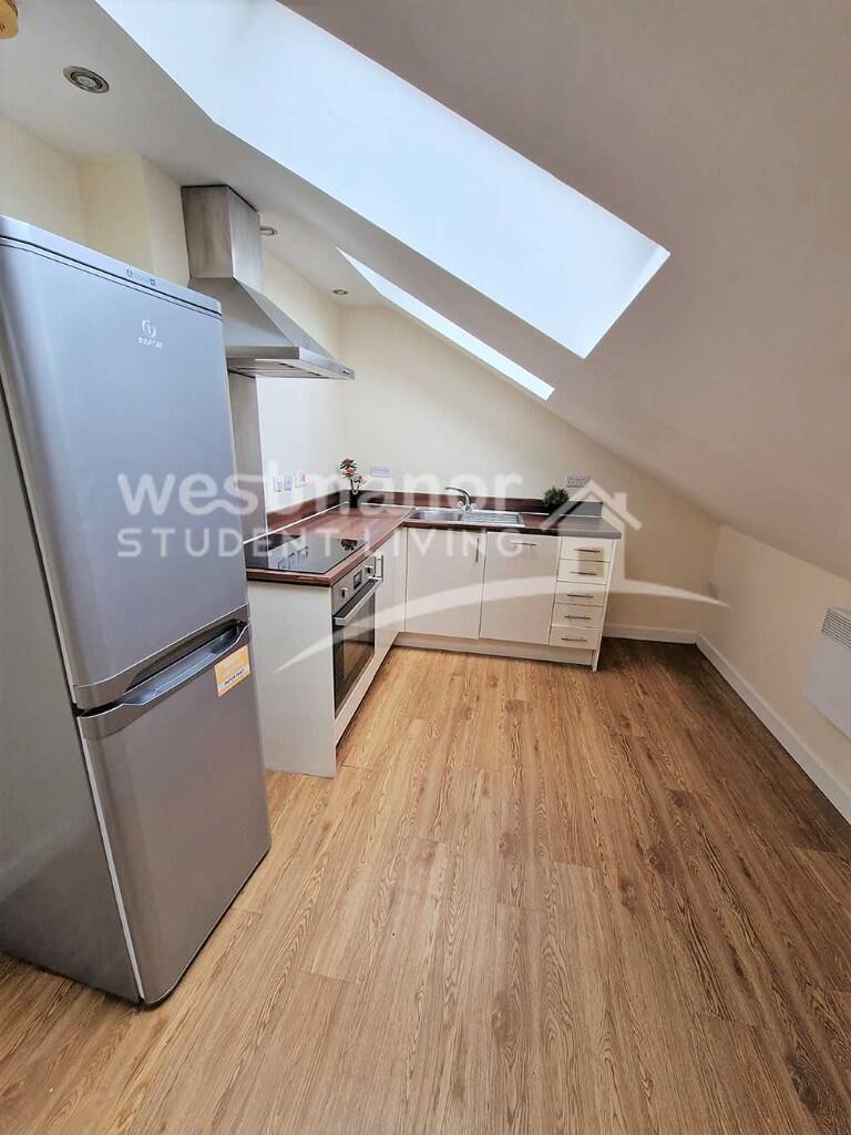 FLAT 31