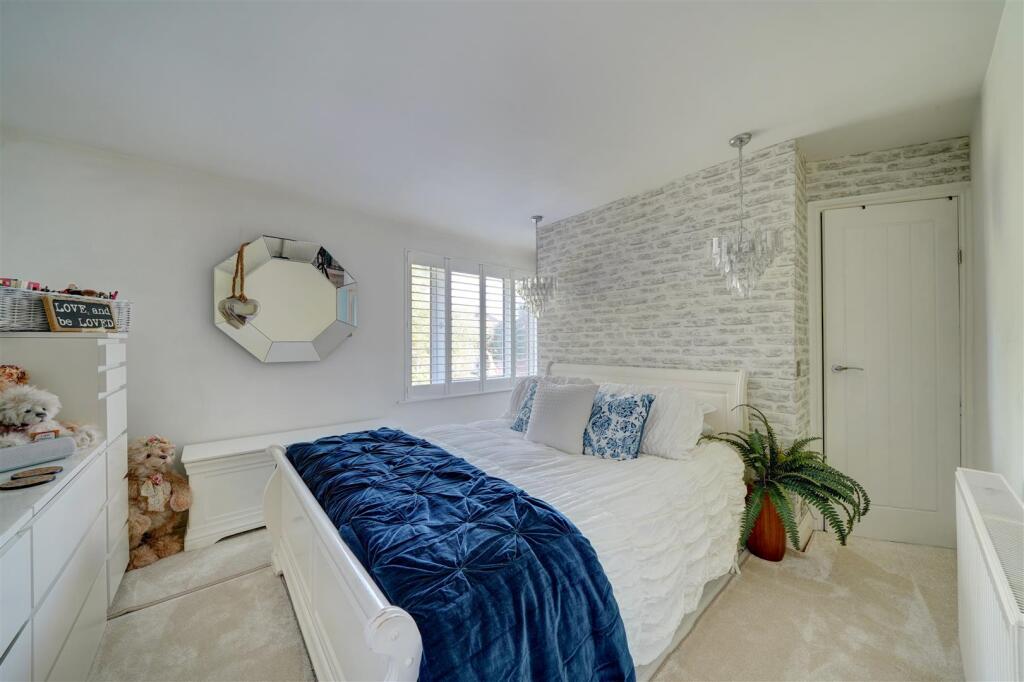 7 The Avenue (13).jpg