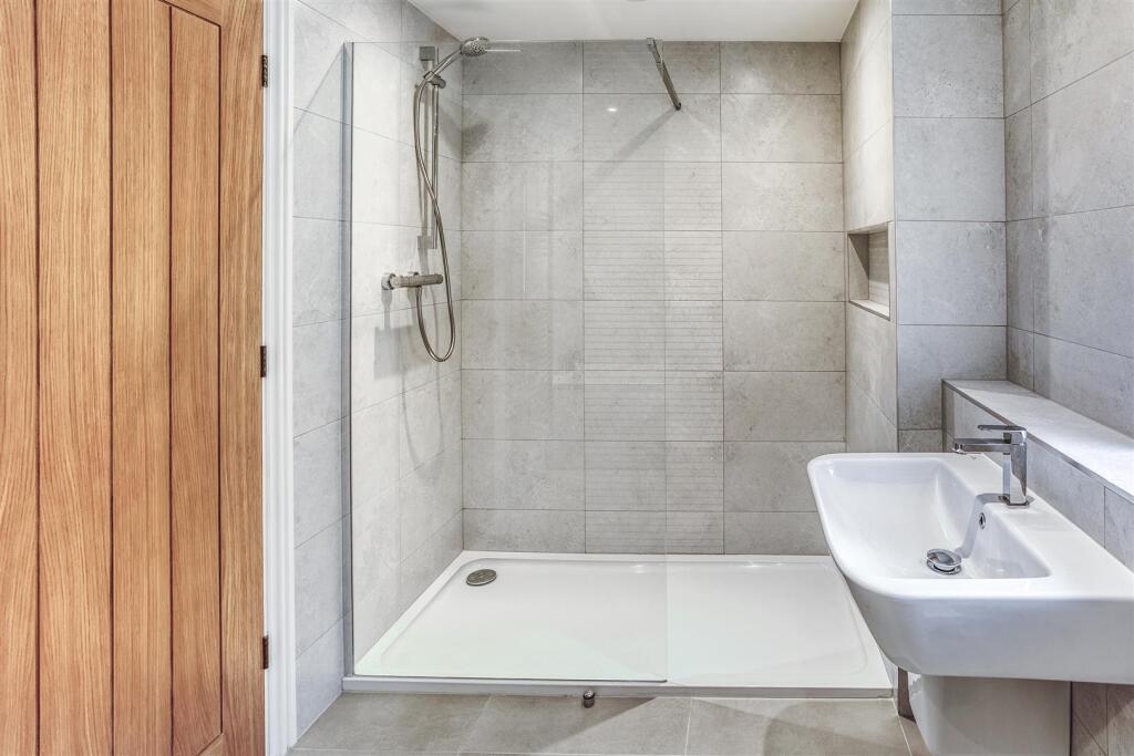 2025-02-12 12.01.39-1_HDR.jpg