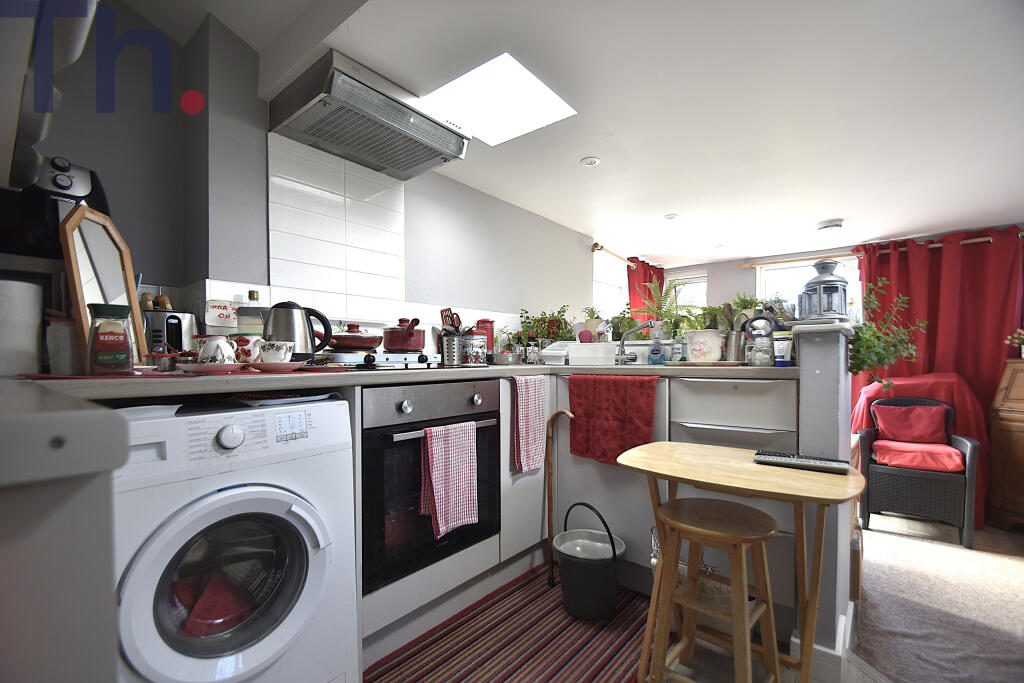 Bungalow 2 Kitchen Area