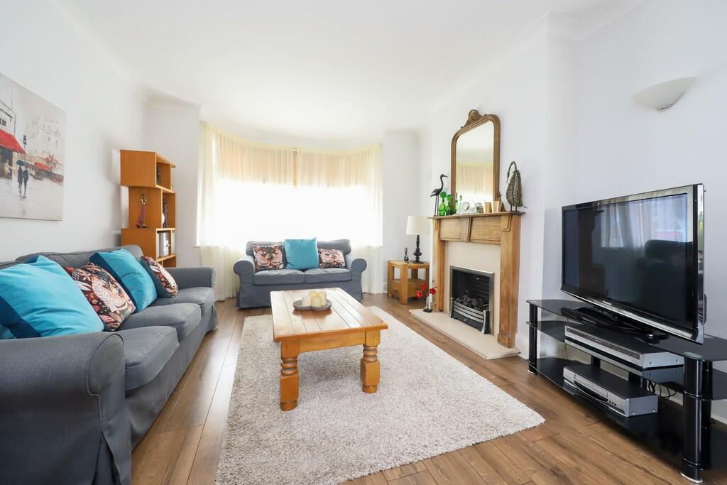 13 Edward Road (1...