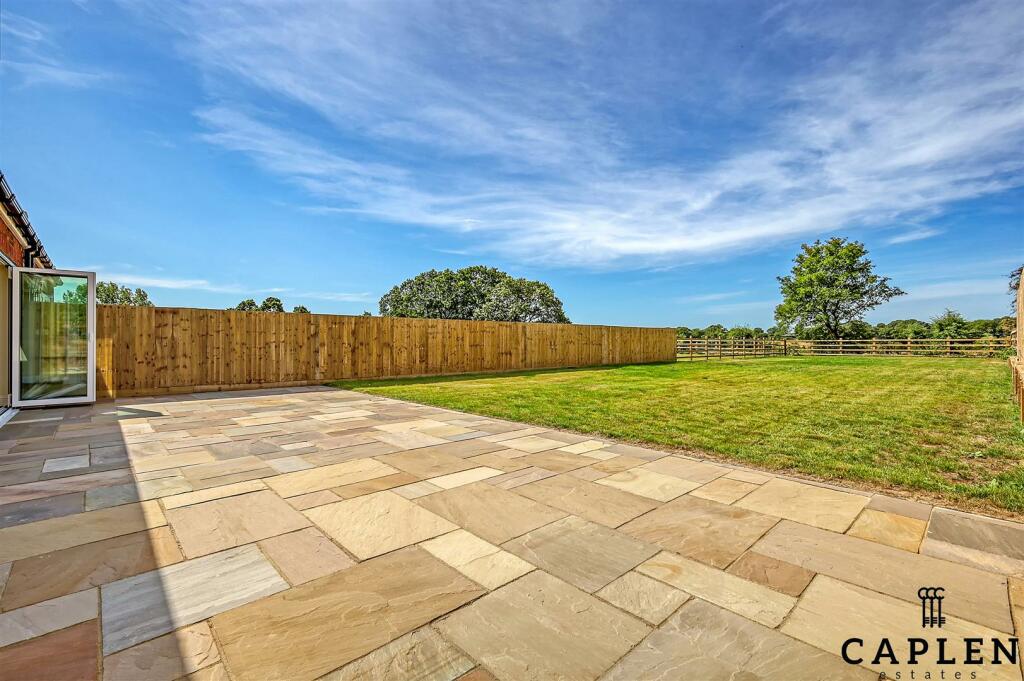 img_4949_29 copy.jpg