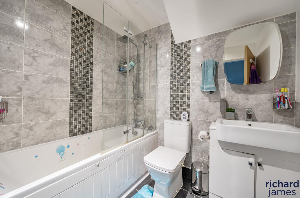 5248028a218441da87087cac38d0f091