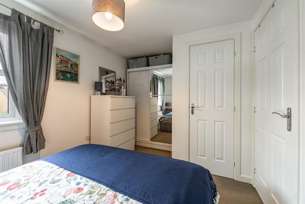 7 Knoll Park Mews Galashiels 18.JPG