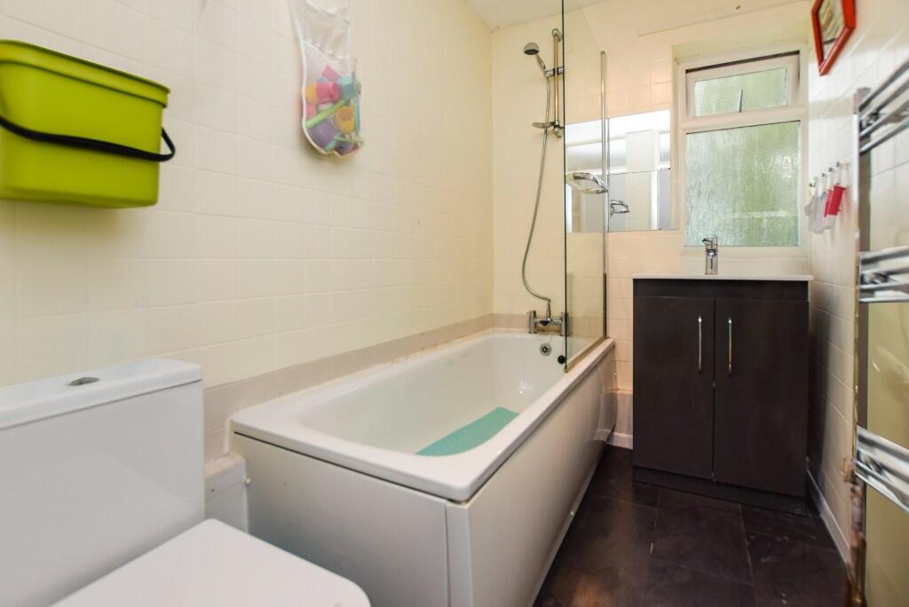 Family bathroom