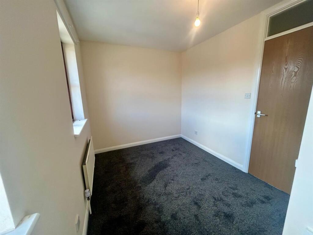 Bedroom 2.jpg