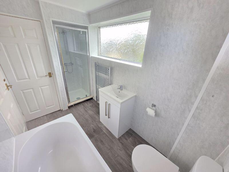 Bathroom Additional Image