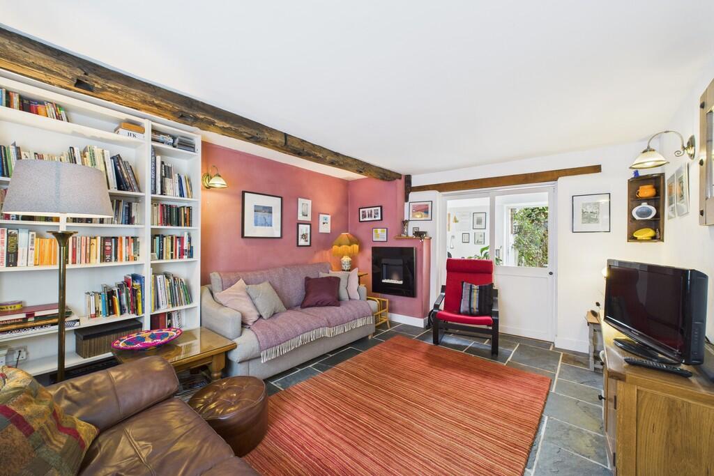 CAM01689G0-PR0488...